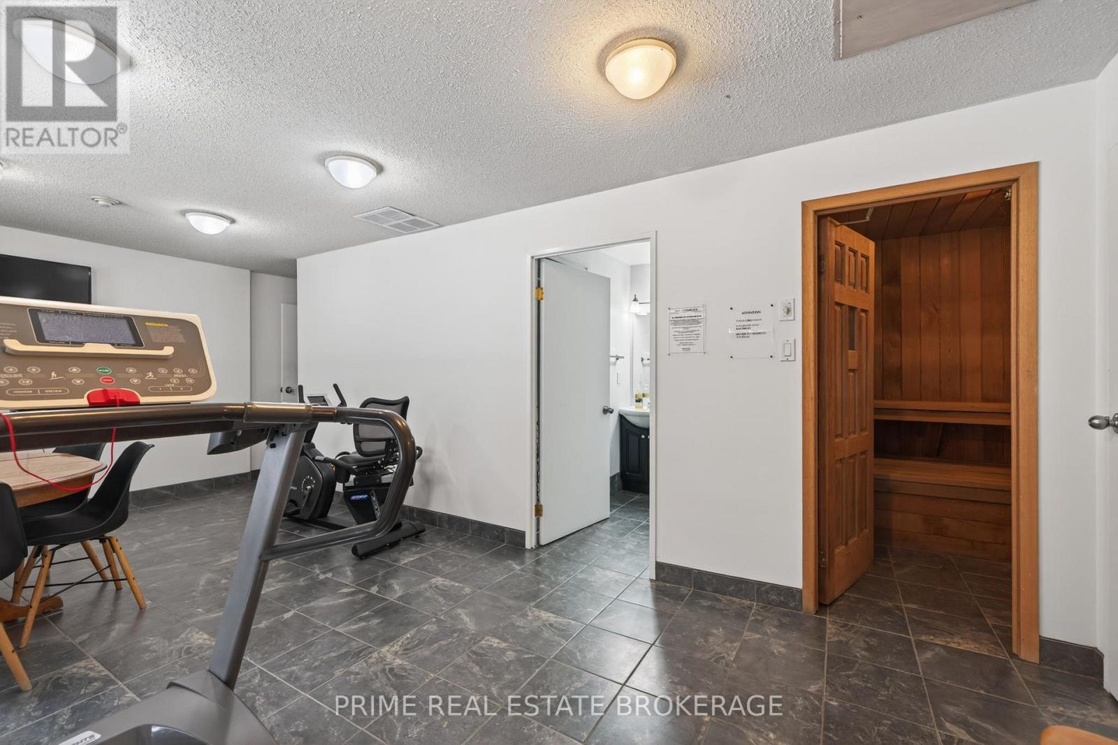 102 - 135 Baseline Road W, London South, Ontario  N6J 4W4 - Photo 30 - X12616194