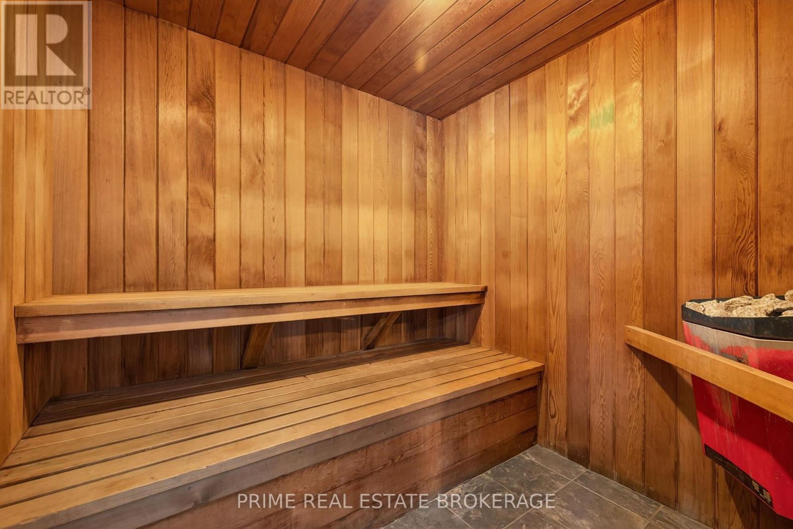 102 - 135 Baseline Road W, London South, Ontario  N6J 4W4 - Photo 31 - X12616194