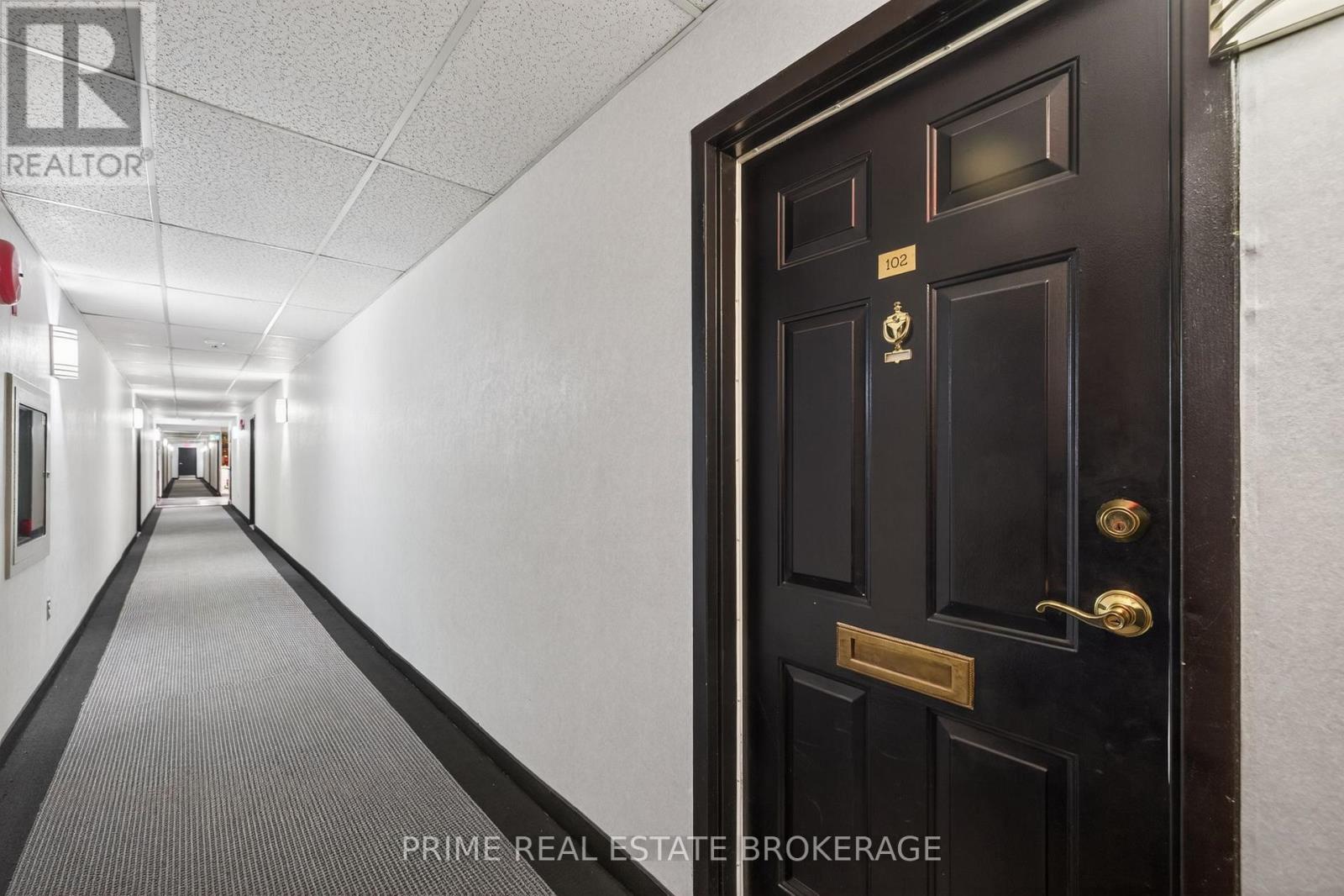 102 - 135 Baseline Road W, London South, Ontario  N6J 4W4 - Photo 6 - X12616194