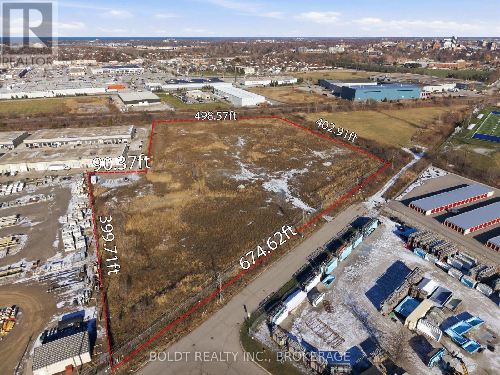 240 Ridley Road W, St. Catharines, Ontario L2R 6P7 - Photo 2 - X12612962