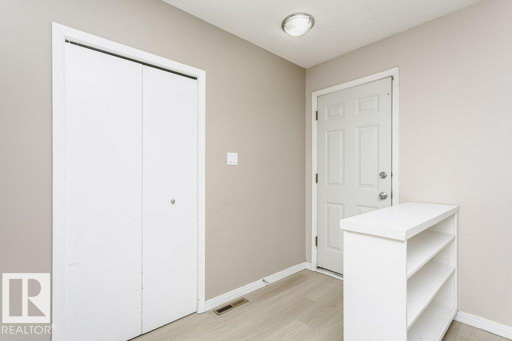 5214 49 St, Leduc, Alberta  T9E 7H5 - Photo 2 - E4467849