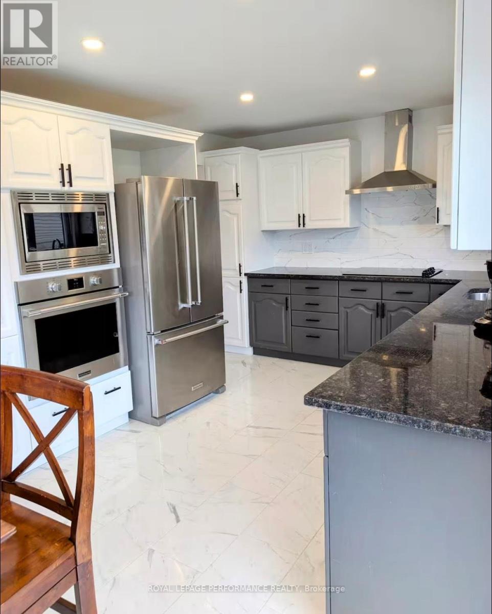 1646 Sunview Drive, Ottawa, Ontario  K1C 5C5 - Photo 11 - X12616150