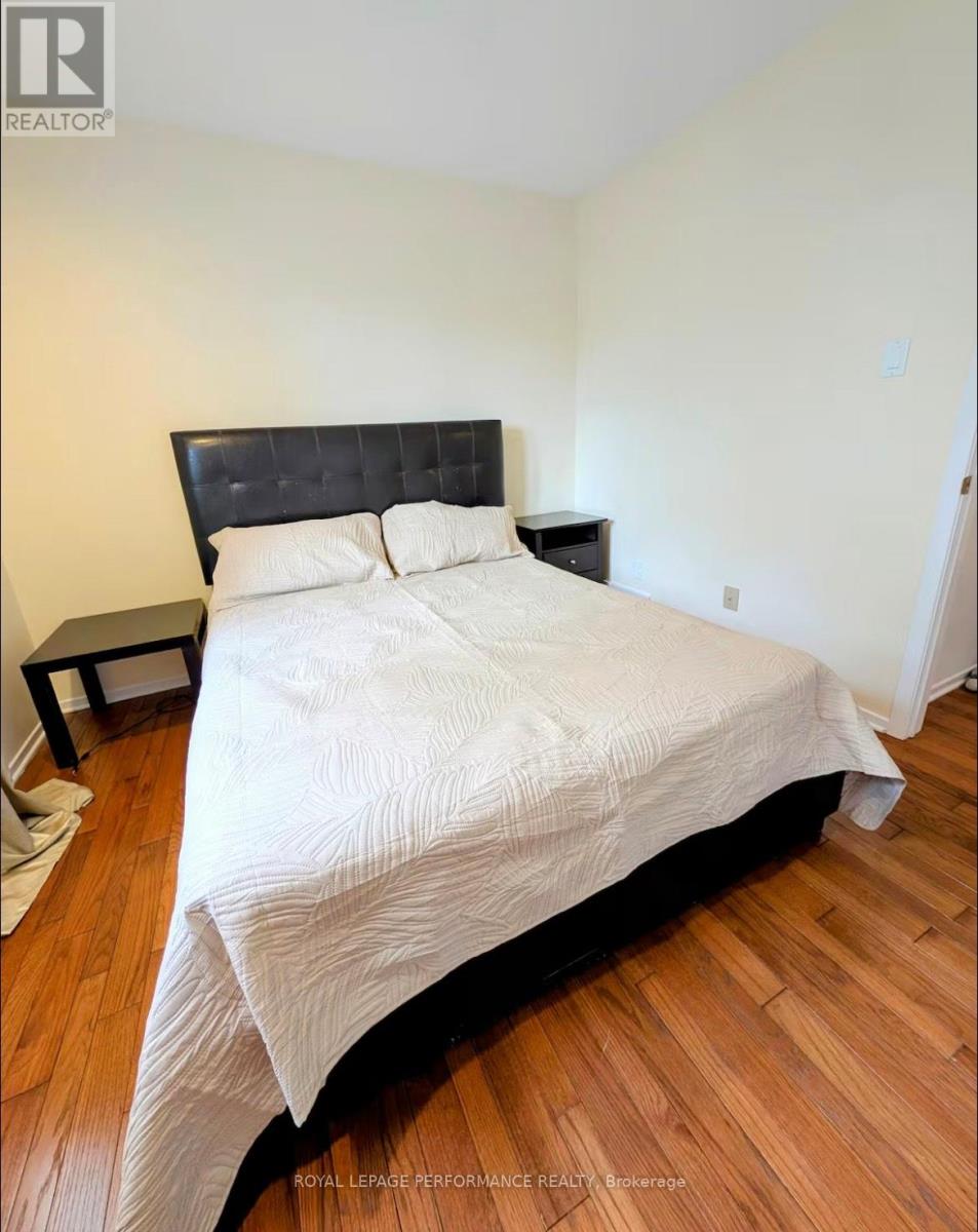 1646 Sunview Drive, Ottawa, Ontario  K1C 5C5 - Photo 21 - X12616150