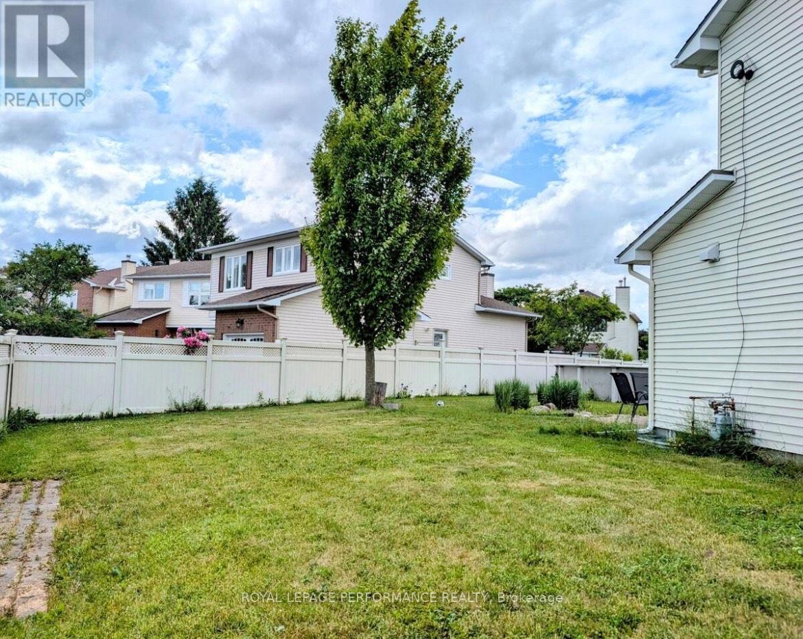 1646 Sunview Drive, Ottawa, Ontario  K1C 5C5 - Photo 28 - X12616150