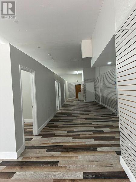 368 Dundas Street, Woodstock, Ontario  N4S 1B7 - Photo 5 - X12616136