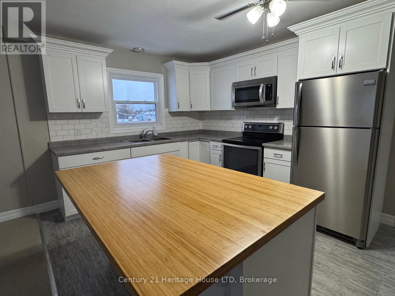 3816 Dominion Road, Fort Erie, Ontario L0S 1N0 - Photo 9 - X12616200