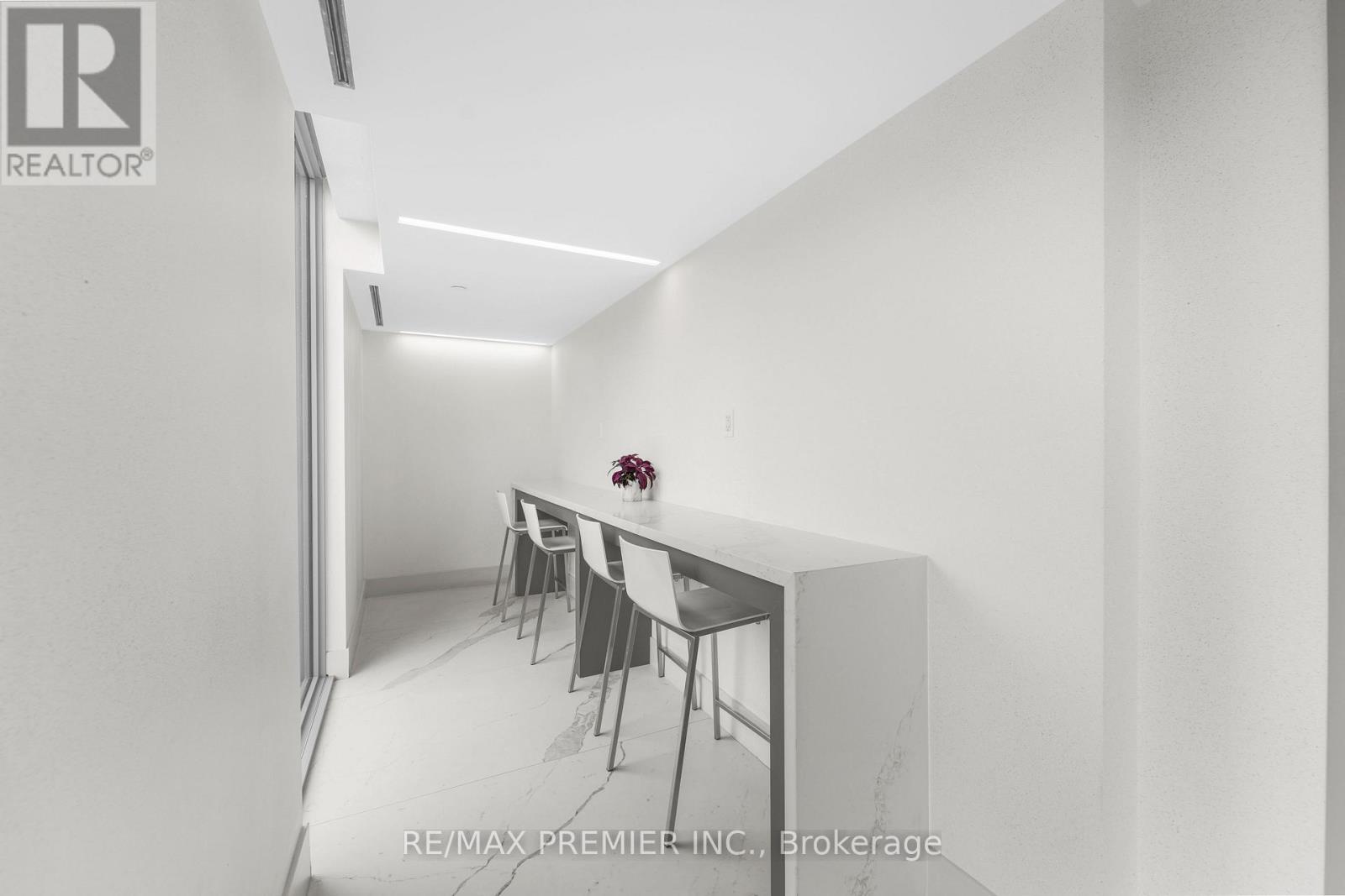 102 - 38 Monte Kwinter Court, Toronto, Ontario  M3H 0E2 - Photo 35 - C12615134