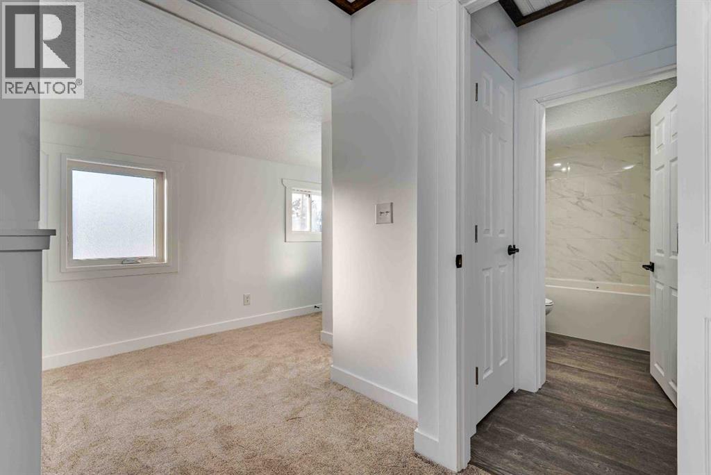 205 Trochu Avenue, Trochu, Alberta T0M 2C0 - Photo 15 - A2273292