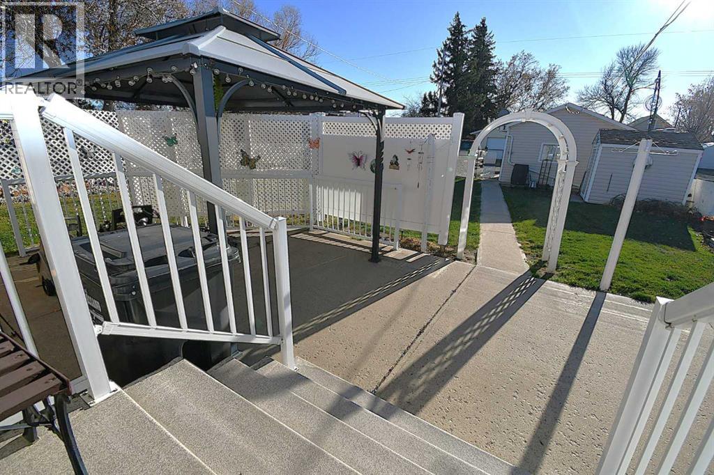 325 4 Avenue, Bassano, Alberta  T0J 0B0 - Photo 27 - A2268868