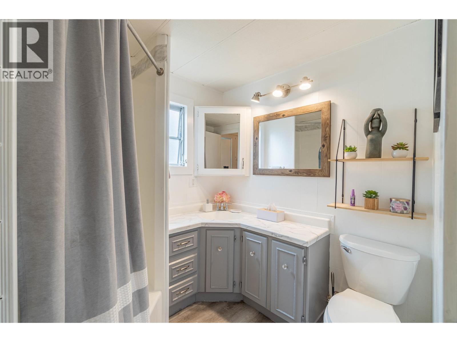 4796 Trans Canada Highway Unit# 21, Kamloops, British Columbia  V1S 2A8 - Photo 15 - 10370659