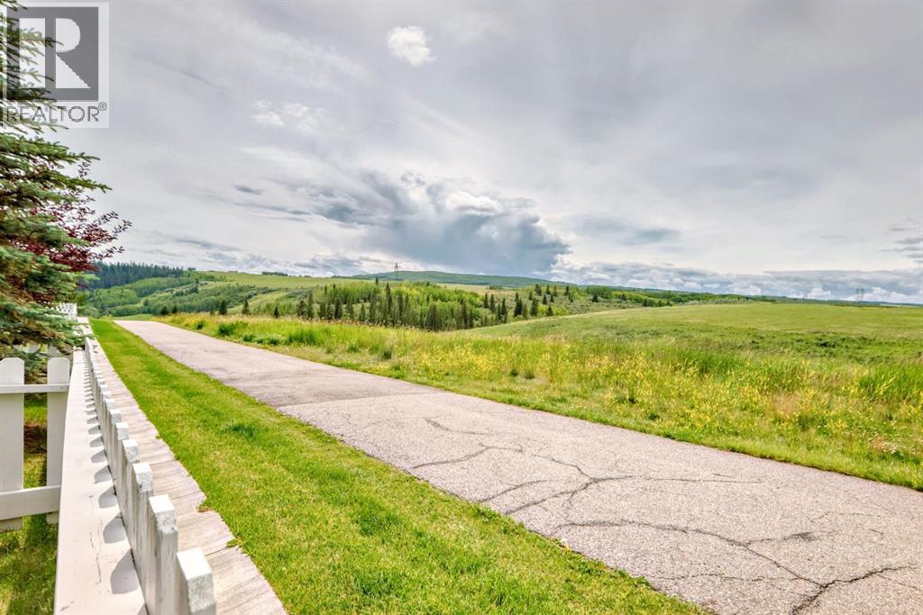 1703 Jumping Pound Common, Cochrane, Alberta  T4C 2L1 - Photo 27 - A2240077