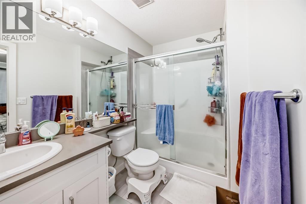 1703 Jumping Pound Common, Cochrane, Alberta  T4C 2L1 - Photo 19 - A2240077