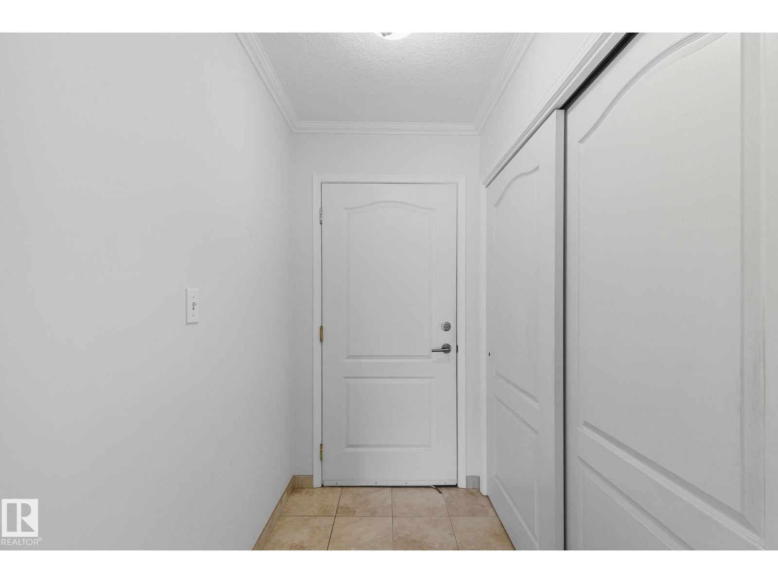 35 Sir Winston Churchill Av, St. Albert, Alberta T8N 0G3 - Photo 2 - E4467853