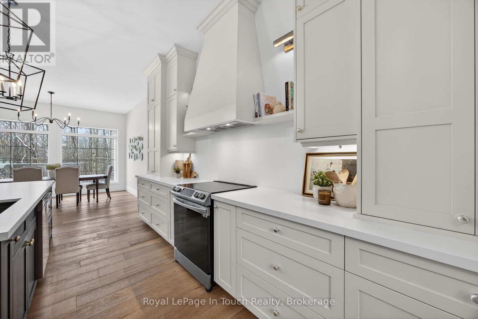 62 Tanners Road, Tay, Ontario  L0K 2C0 - Photo 11 - S12475311