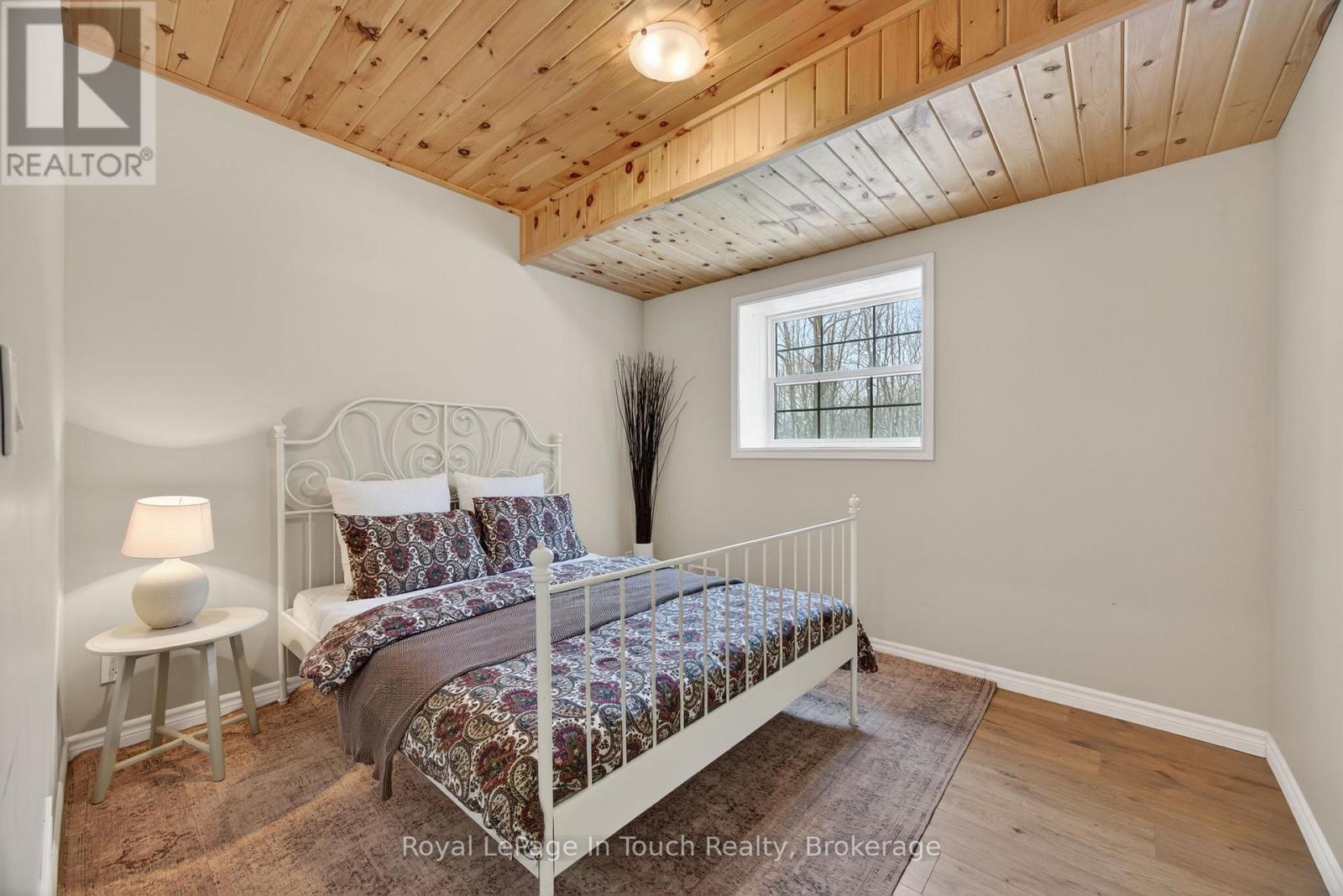 62 Tanners Road, Tay, Ontario  L0K 2C0 - Photo 30 - S12475311