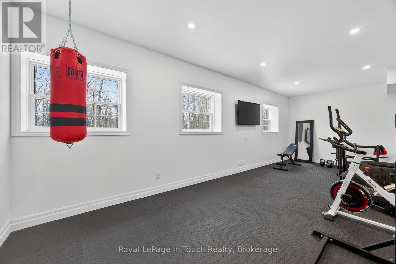 62 Tanners Road, Tay, Ontario  L0K 2C0 - Photo 33 - S12475311