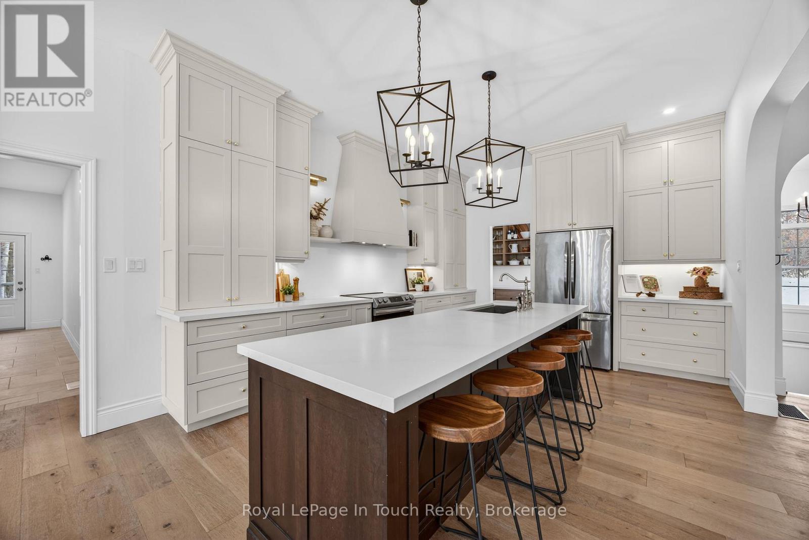 62 Tanners Road, Tay, Ontario  L0K 2C0 - Photo 7 - S12475311