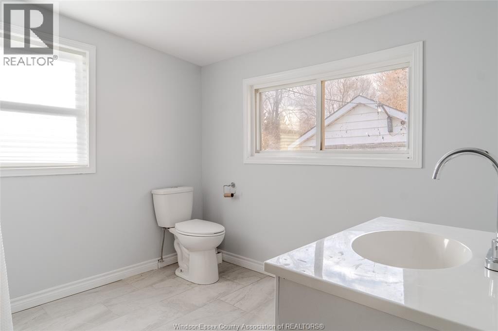 139 Rourke Line, Lakeshore, Ontario N0R 1A0 - Photo 11 - 25031509