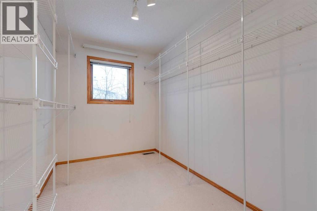 10916 Valley Springs Road Nw, Calgary, Alberta  T3B 5P7 - Photo 28 - A2274278