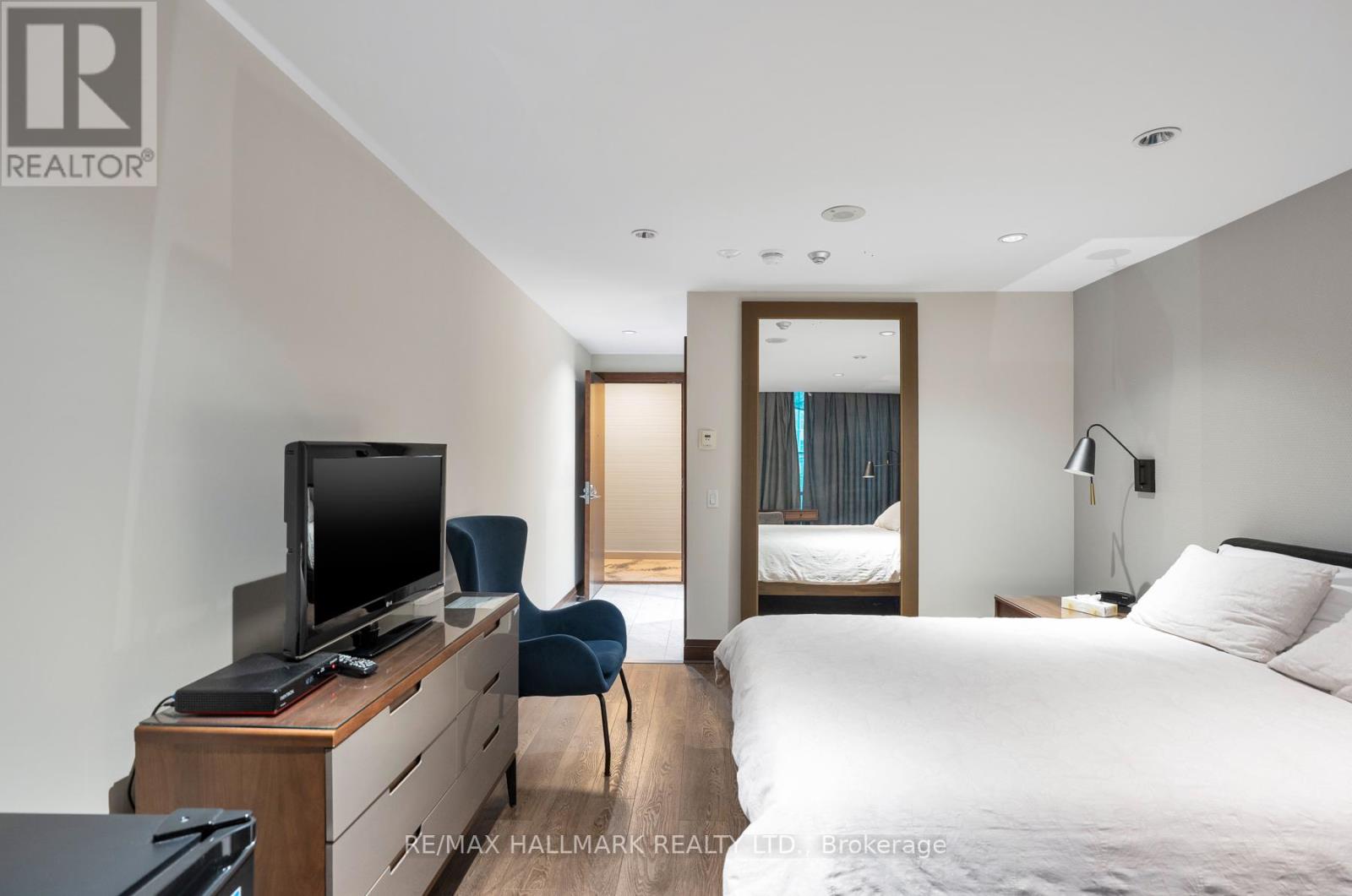 903 - 3 Mcalpine Street, Toronto, Ontario  M5R 3T5 - Photo 37 - C12616180