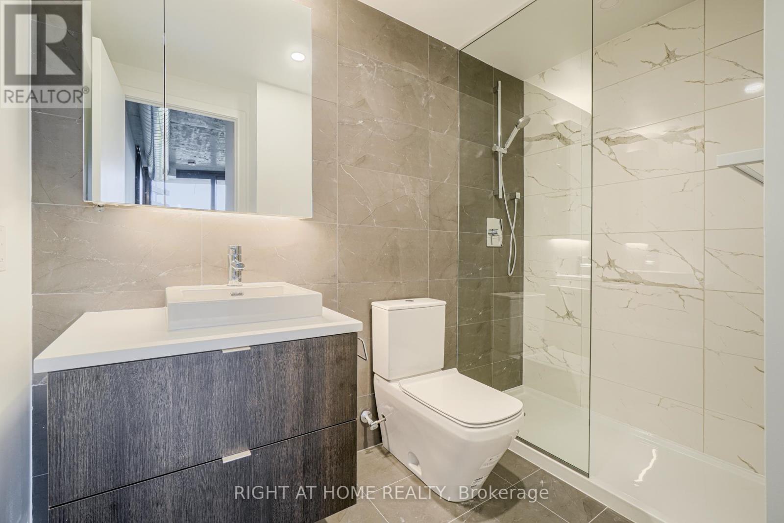 516 - 21 Lawren Harris Square, Toronto, Ontario M5A 0T4 - Photo 13 - C12590166