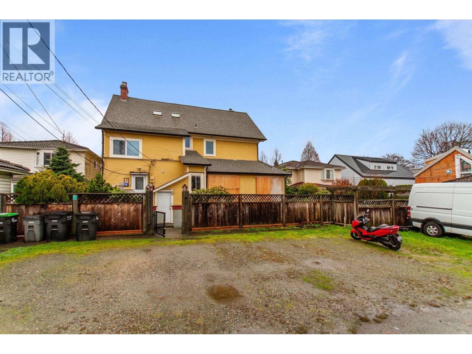 2770 Cambridge Street, Vancouver, British Columbia  V5K 1L7 - Photo 37 - R3073023