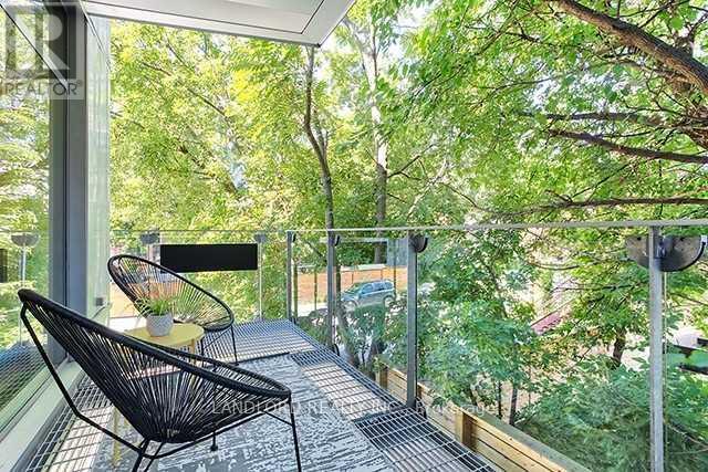 Th1 - 15 Cummings Street, Toronto, Ontario  M4M 1M7 - Photo 9 - E12616166