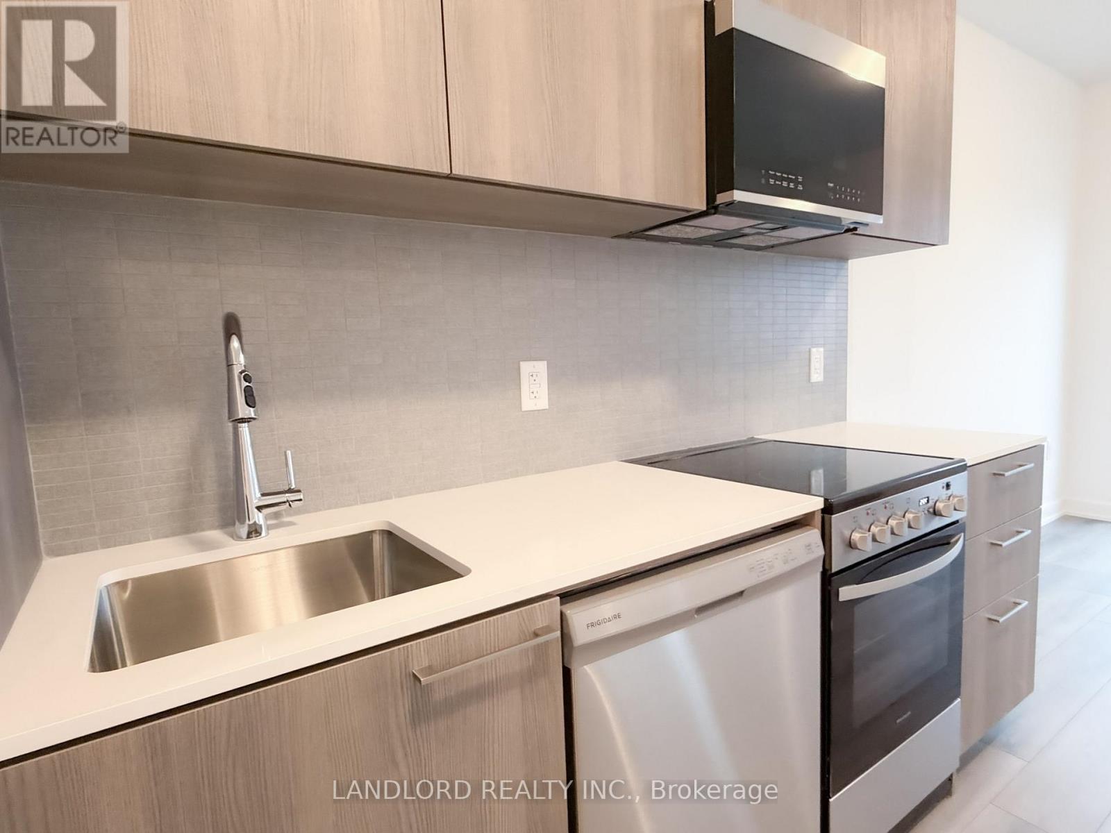 808 - 7439 Kingston Road, Toronto, Ontario  M1B 0G1 - Photo 6 - E12616204