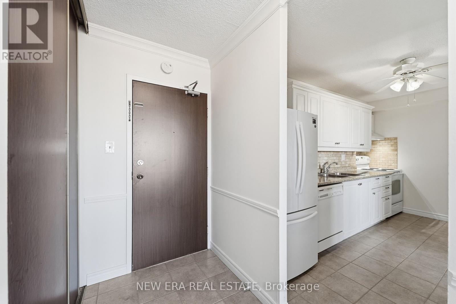 1601 - 15 Torrance Road, Toronto, Ontario  M1J 3K2 - Photo 6 - E12616214