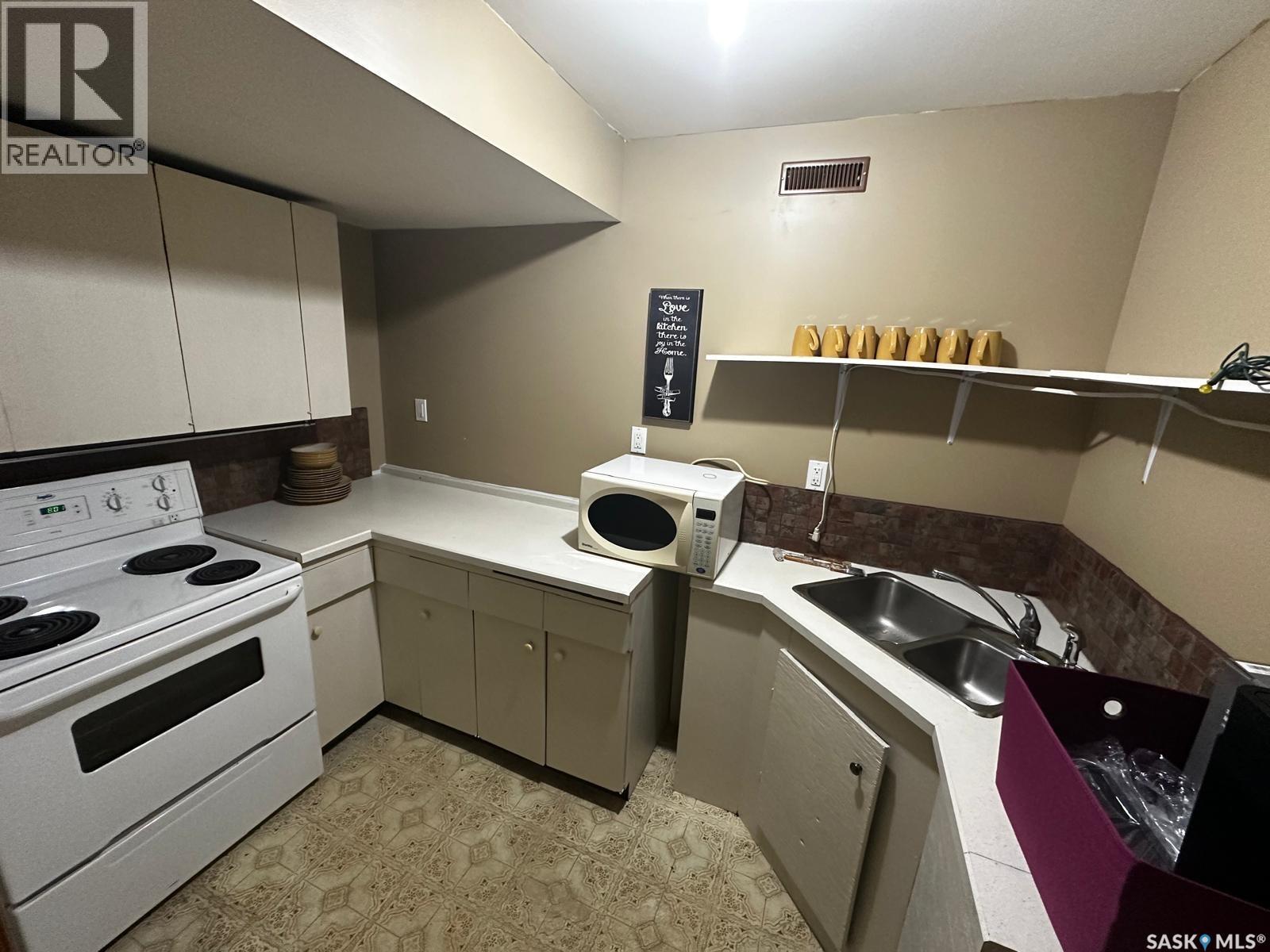 928 Quandt Crescent, La Ronge, Saskatchewan  S0J 1L0 - Photo 24 - SK025461