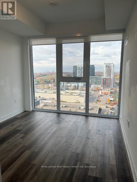 1101 - 95 Oneida Crescent, Richmond Hill, Ontario  L4B 0H5 - Photo 6 - N12616162