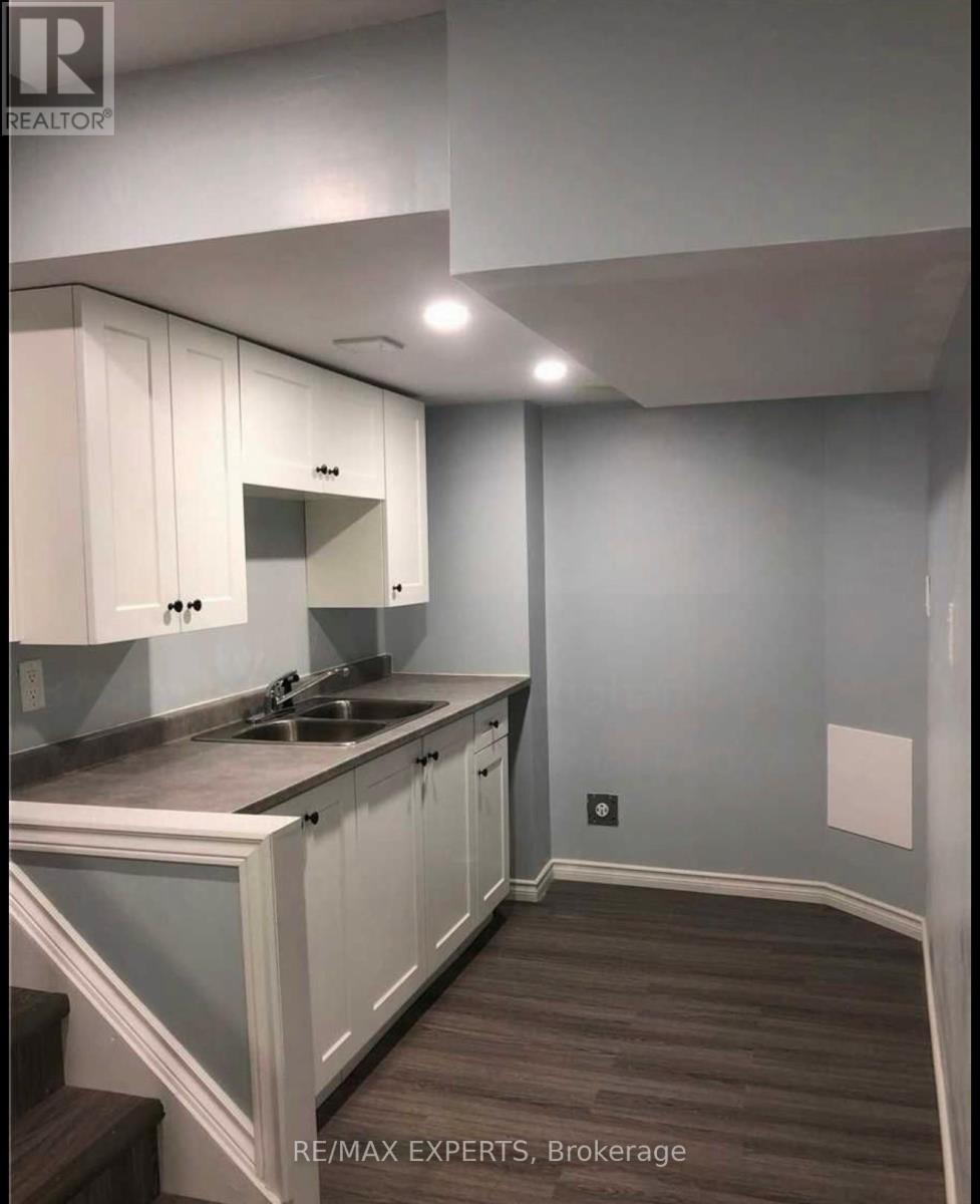 87 Spruce Pine Crescent, Vaughan, Ontario  L6A 0X7 - Photo 12 - N12616212