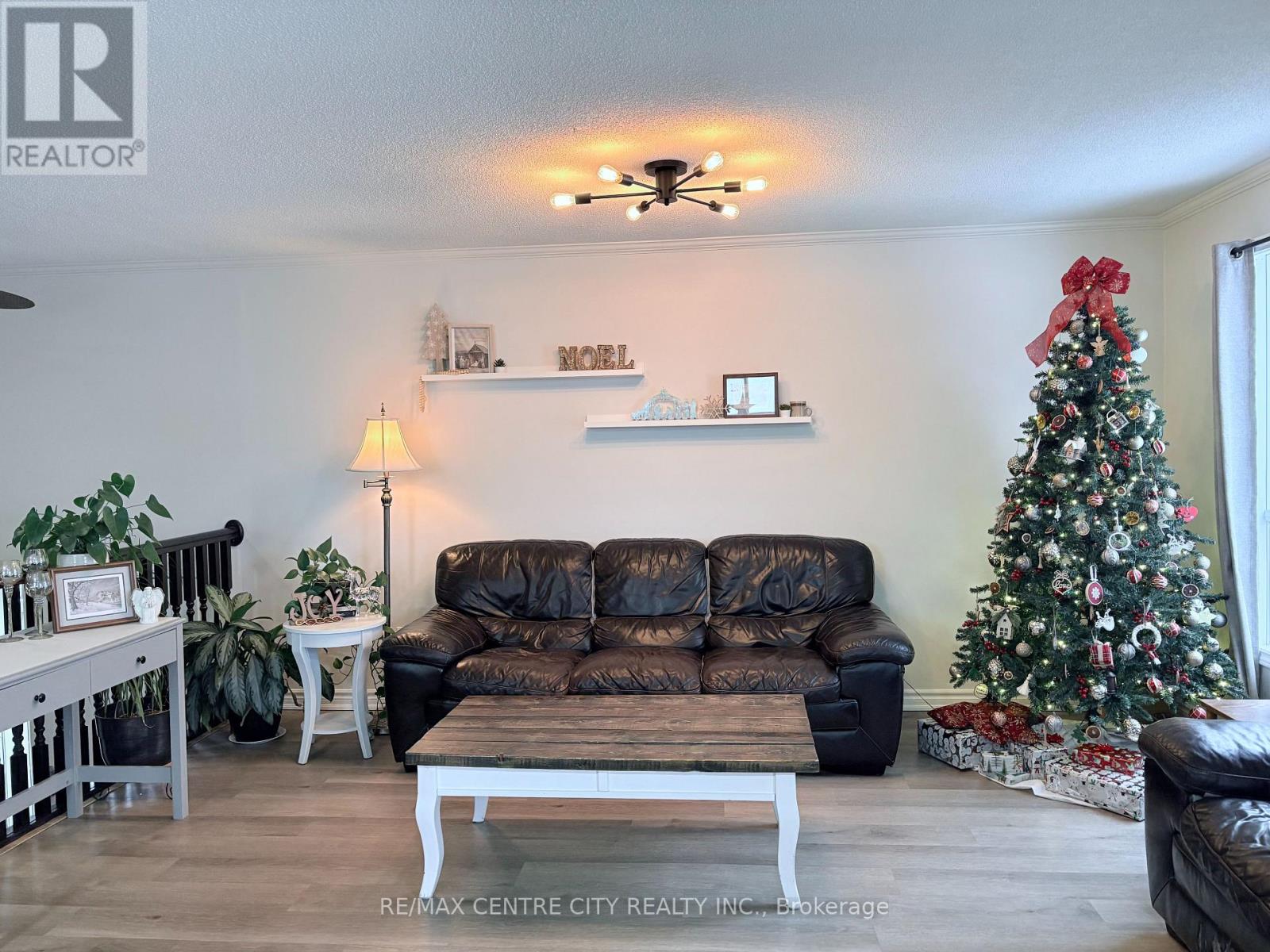 55 Melanie Drive E, Aylmer, Ontario  N5H 3G6 - Photo 4 - X12473700