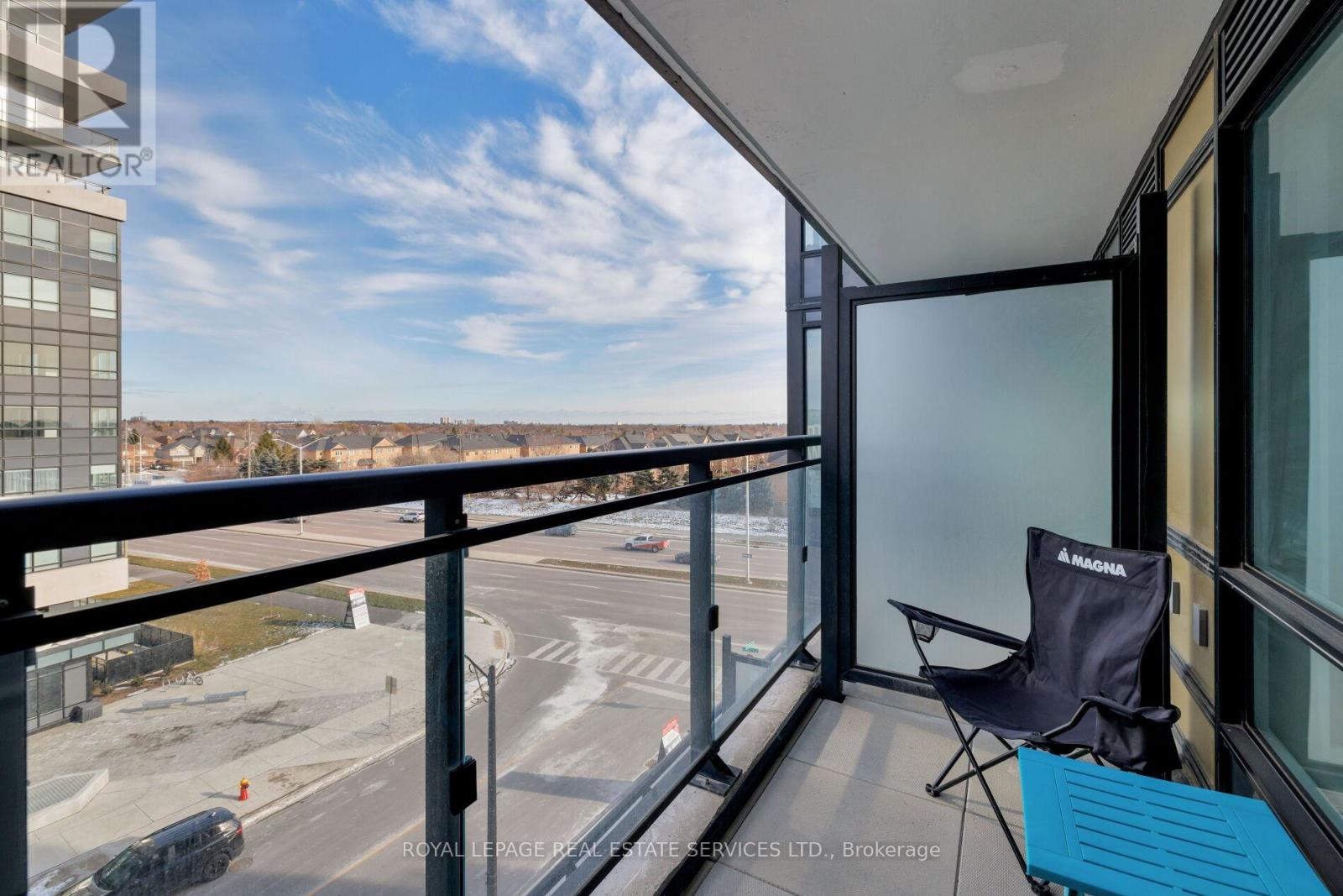 424 - 405 Dundas Street W, Oakville, Ontario  L6M 5P9 - Photo 14 - W12616158