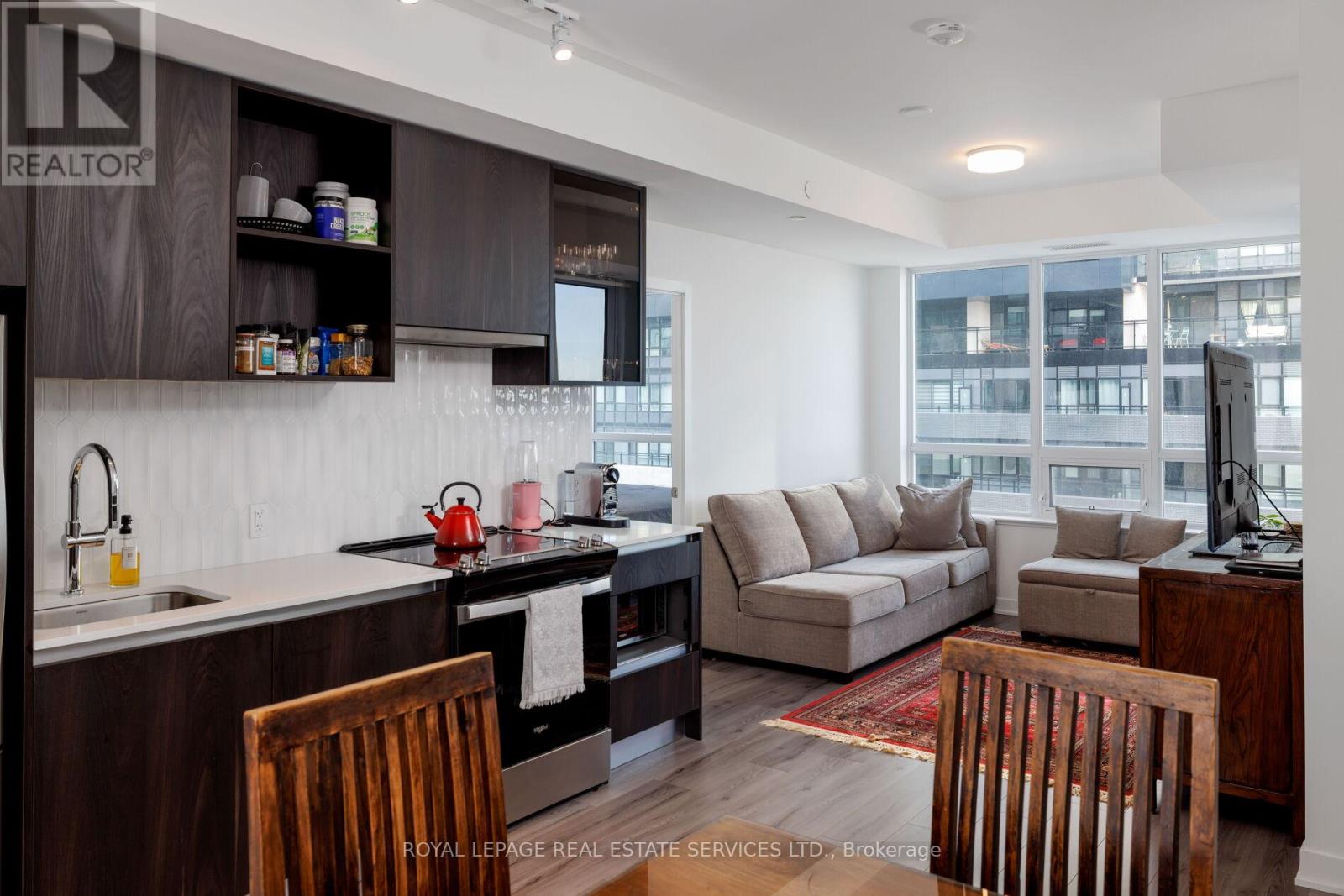 424 - 405 Dundas Street W, Oakville, Ontario  L6M 5P9 - Photo 18 - W12616158