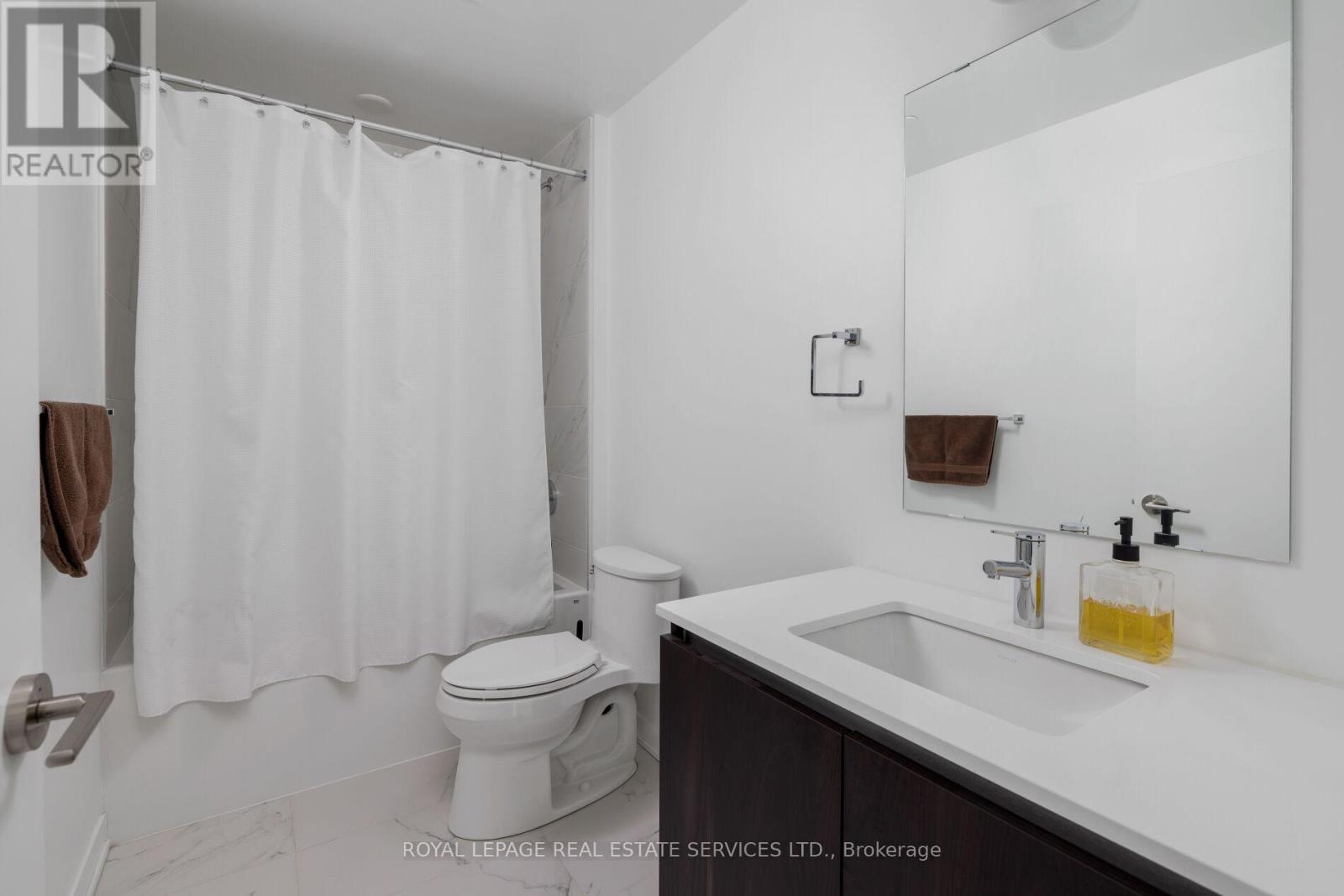 424 - 405 Dundas Street W, Oakville, Ontario  L6M 5P9 - Photo 24 - W12616158