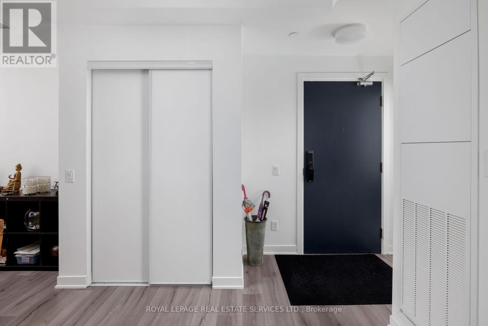 424 - 405 Dundas Street W, Oakville, Ontario  L6M 5P9 - Photo 6 - W12616158