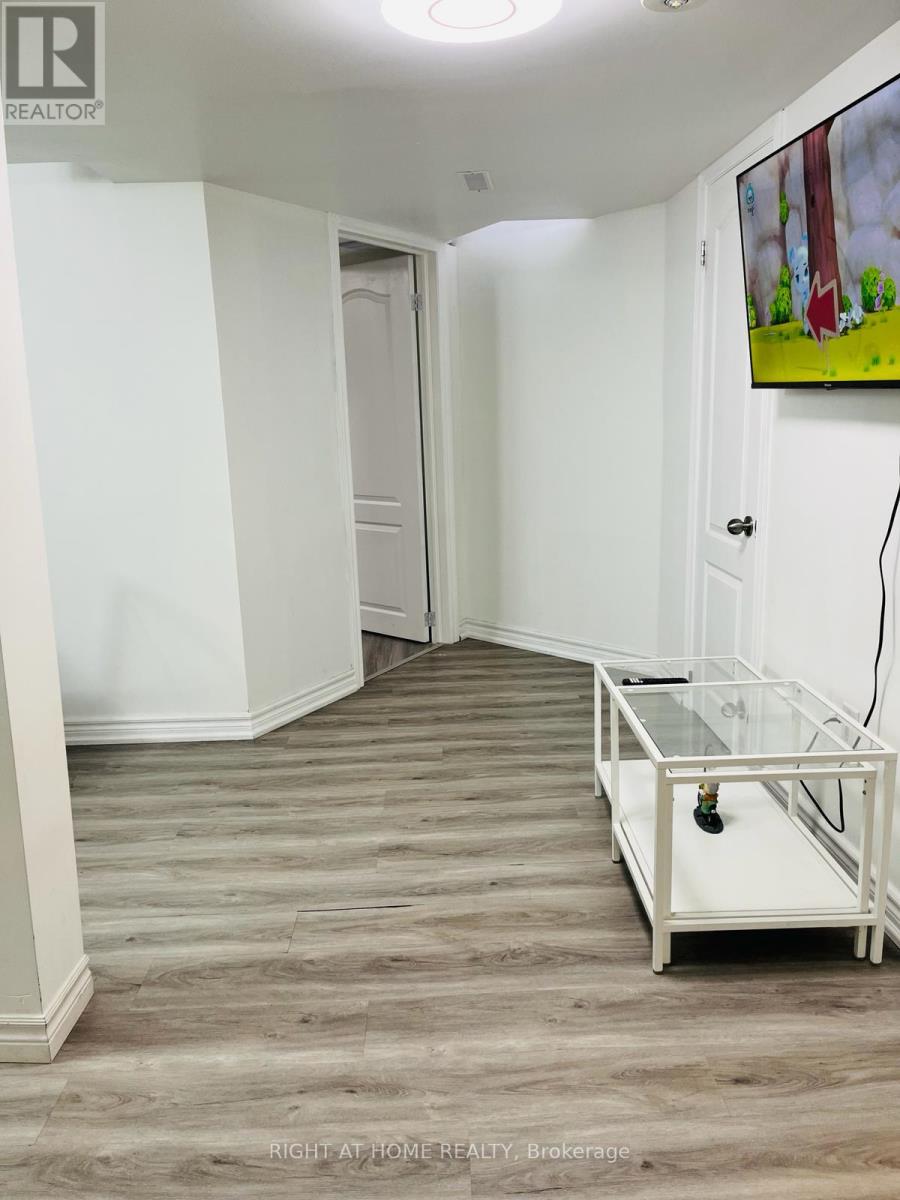 Basement - 5044 Guildwood Way, Mississauga, Ontario  L5R 2R6 - Photo 6 - W12616188