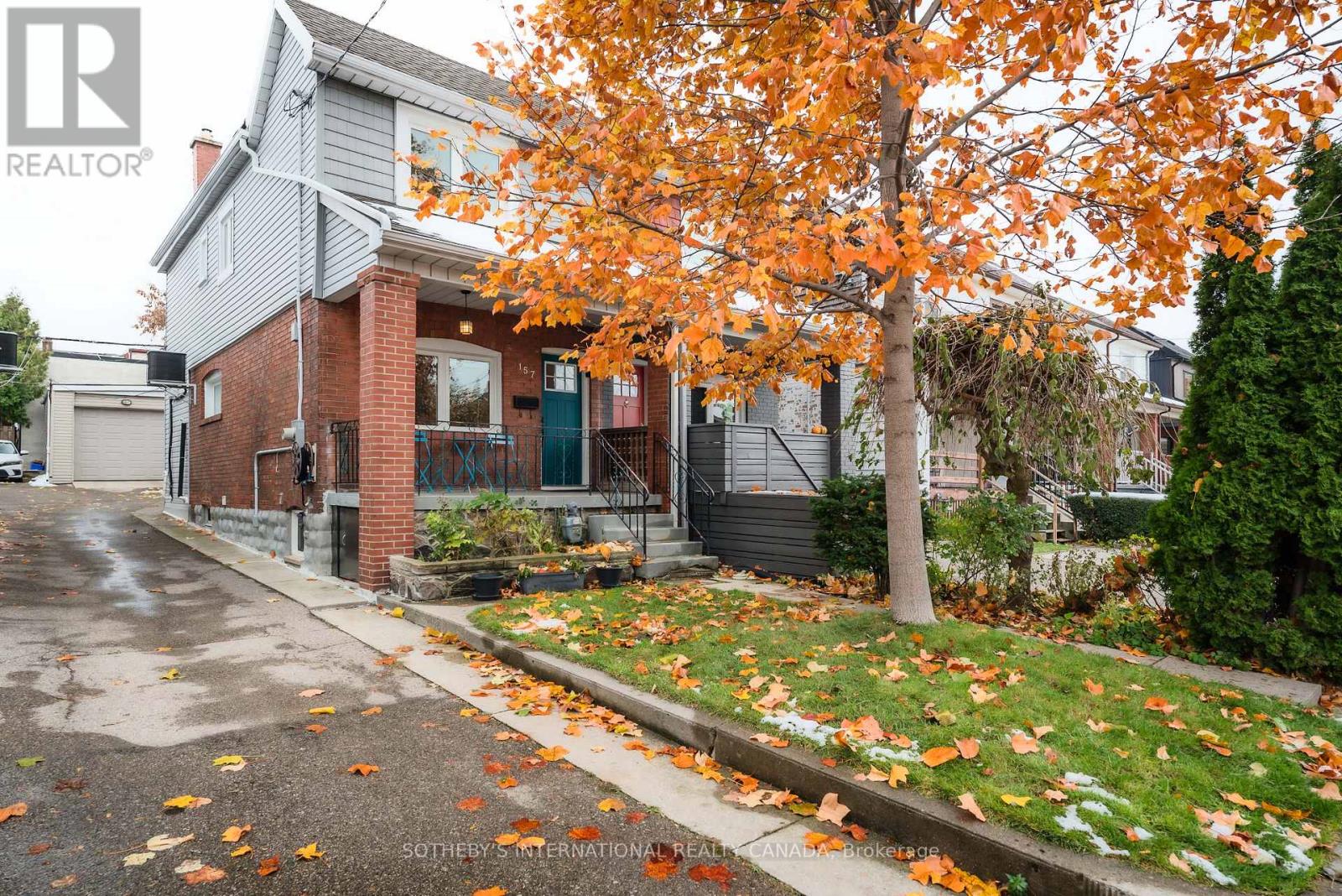 157 BLACKTHORN AVENUE, Toronto, Ontario