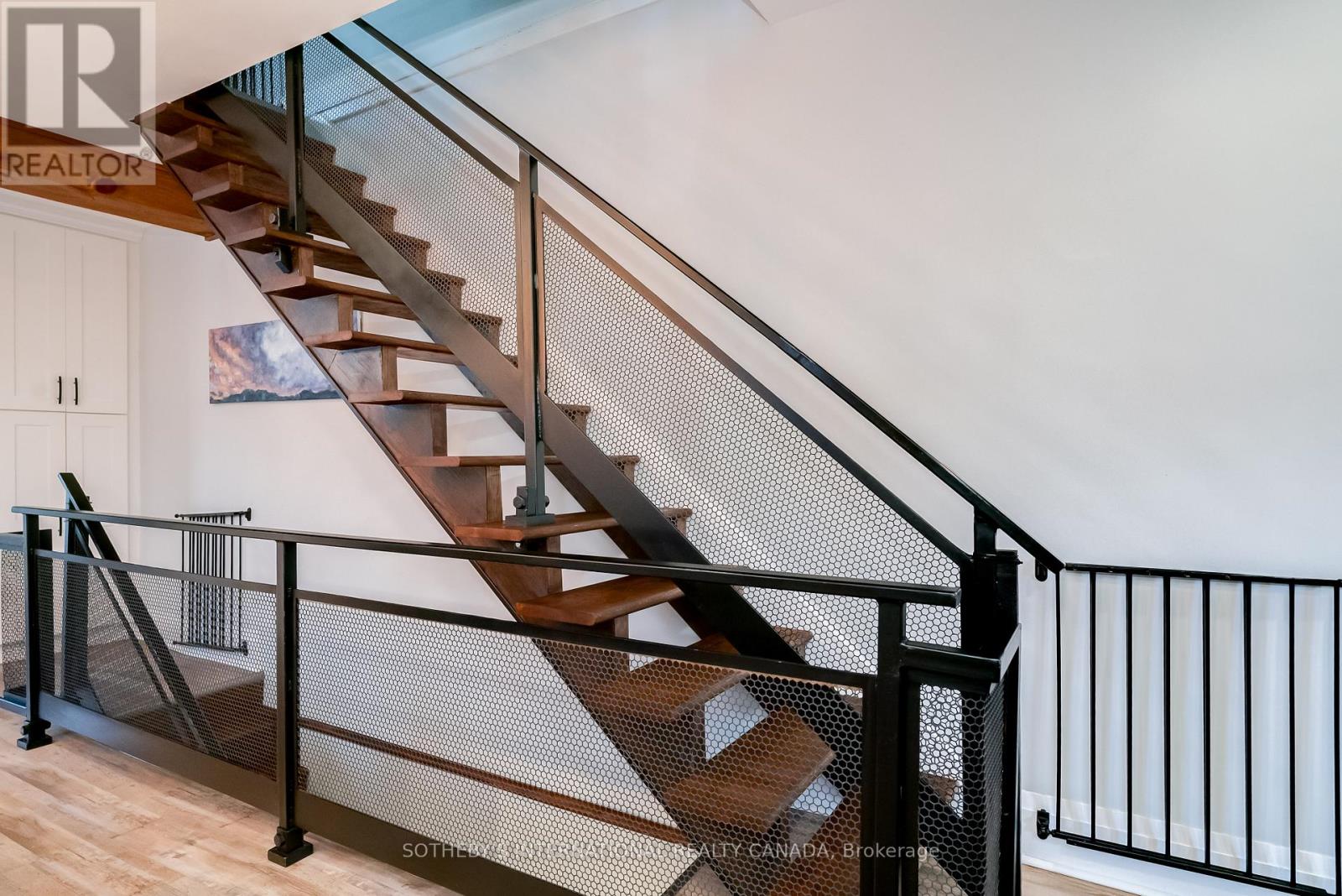 157 Blackthorn Avenue, Toronto, Ontario M6N 3H7 - Photo 14 - W12616202