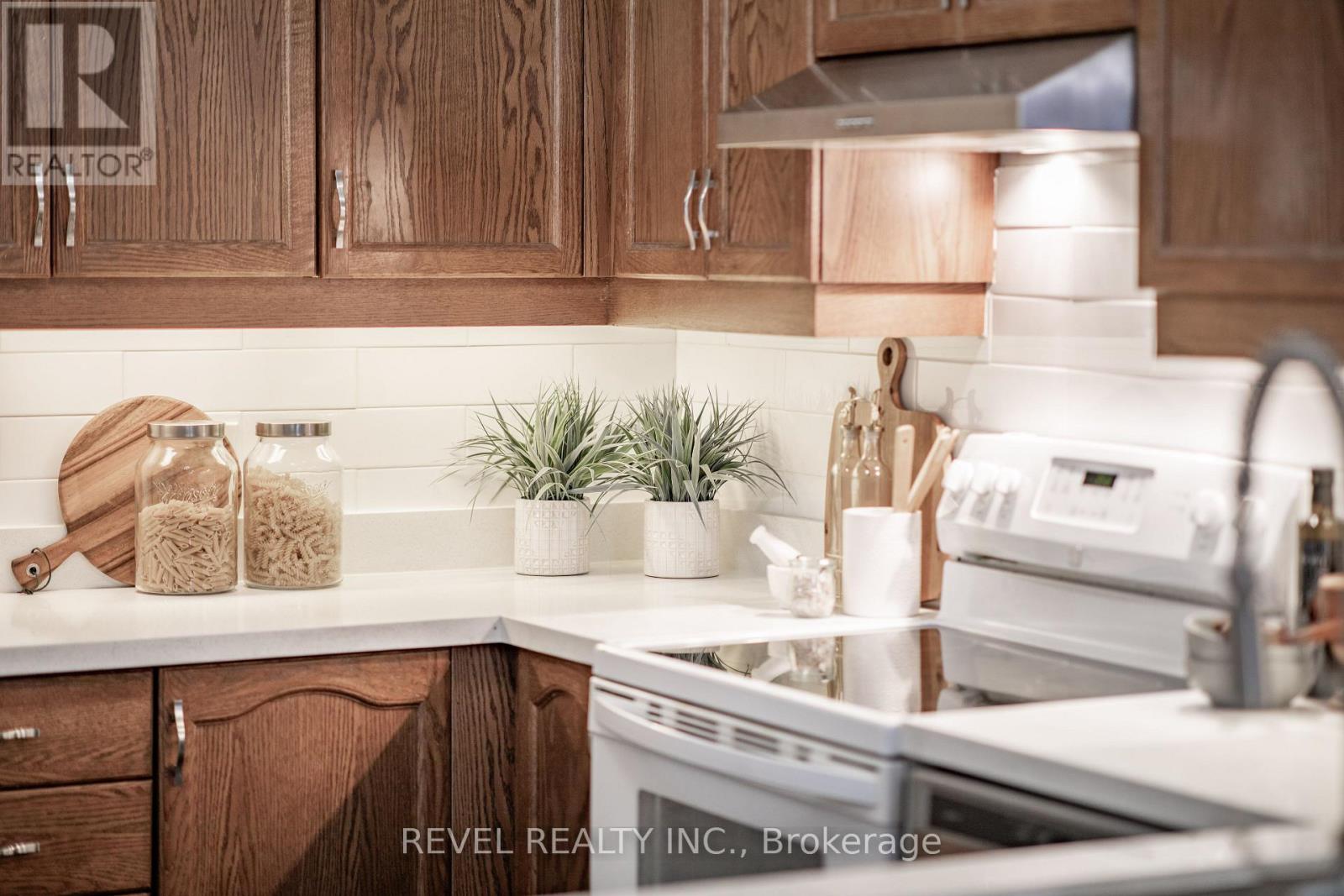 18 Wilkins Crescent, Clarington, Ontario L1E 3B8 - Photo 9 - E12616346