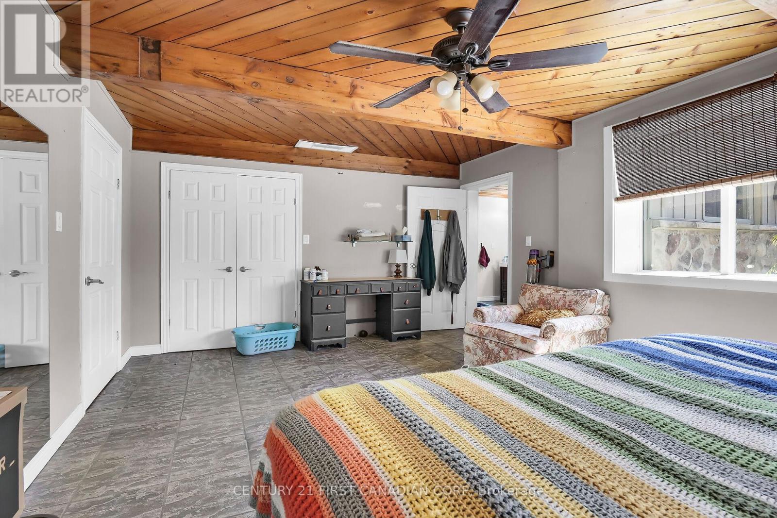 23992 Denfield Road, Middlesex Centre (Denfield), Ontario  N0M 1P0 - Photo 21 - X12616276