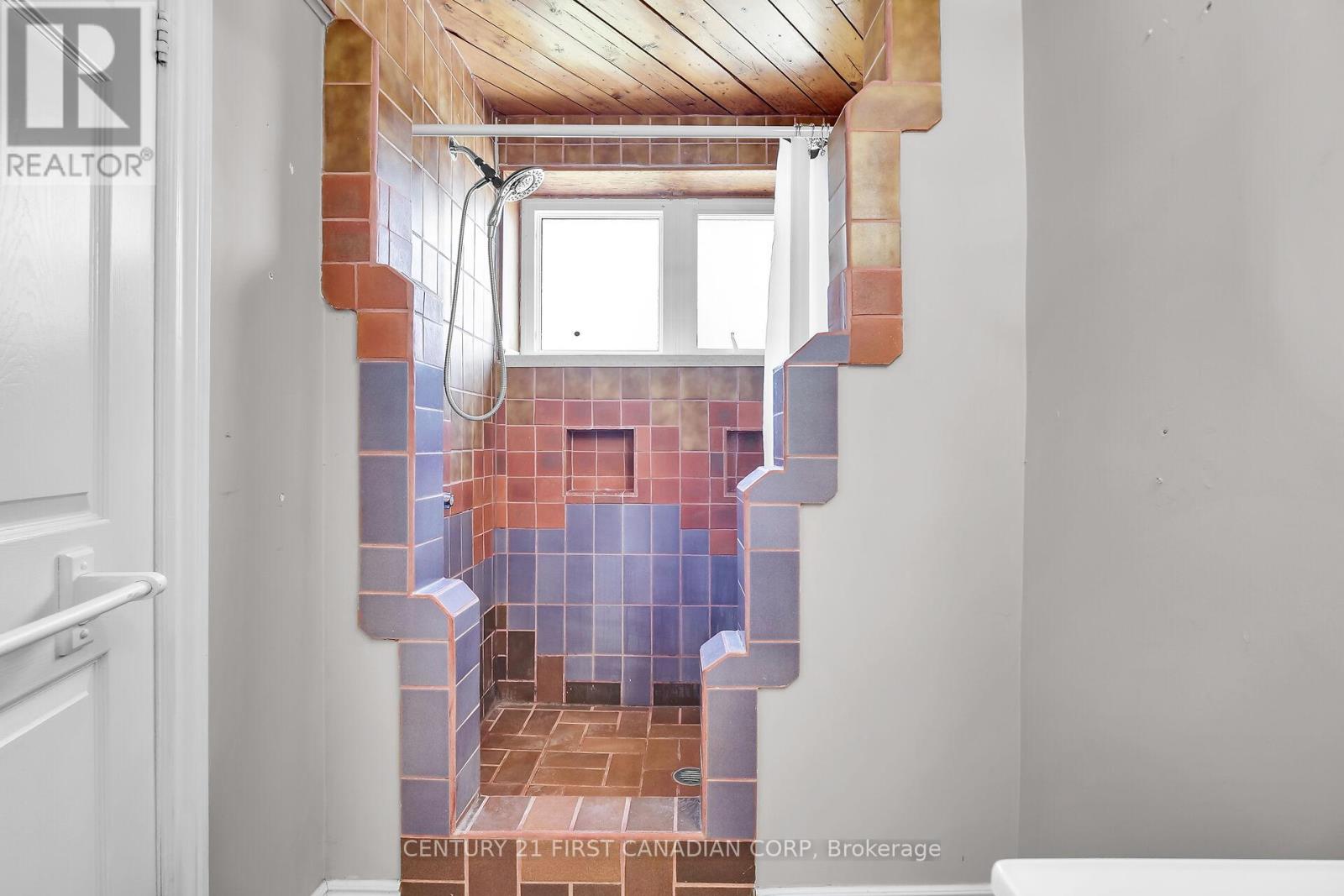 23992 Denfield Road, Middlesex Centre (Denfield), Ontario  N0M 1P0 - Photo 9 - X12616276