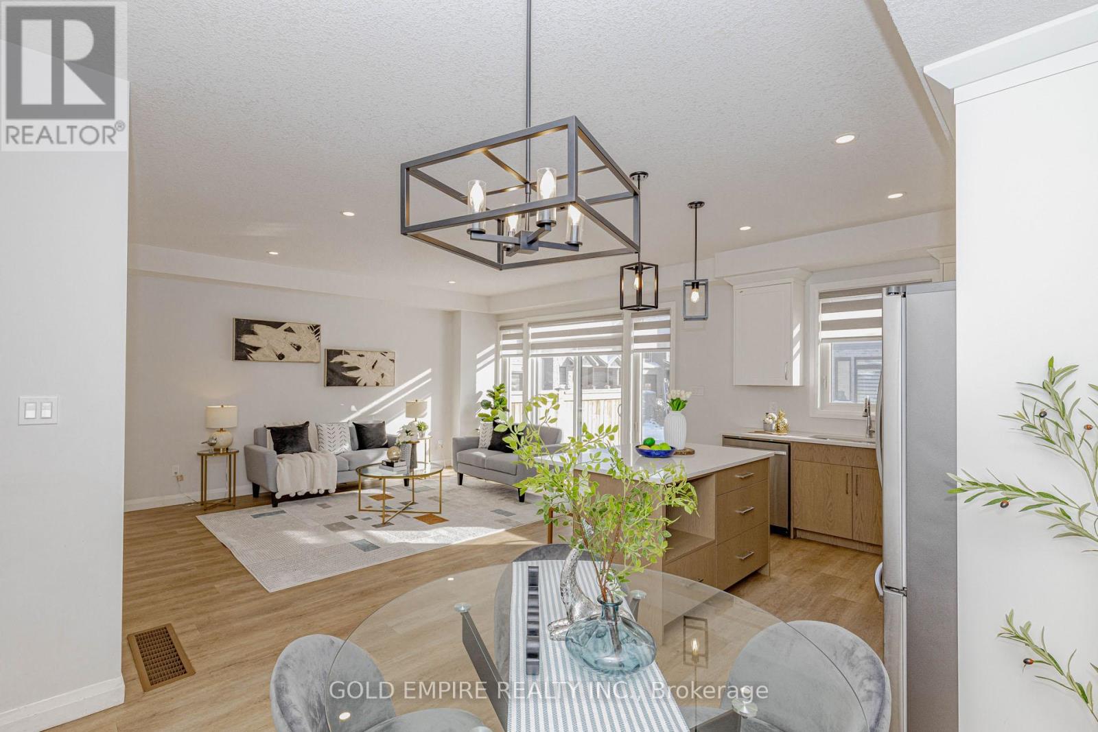 87 Stonefield Lane, Middlesex Centre, Ontario  N0M 2A0 - Photo 16 - X12616352