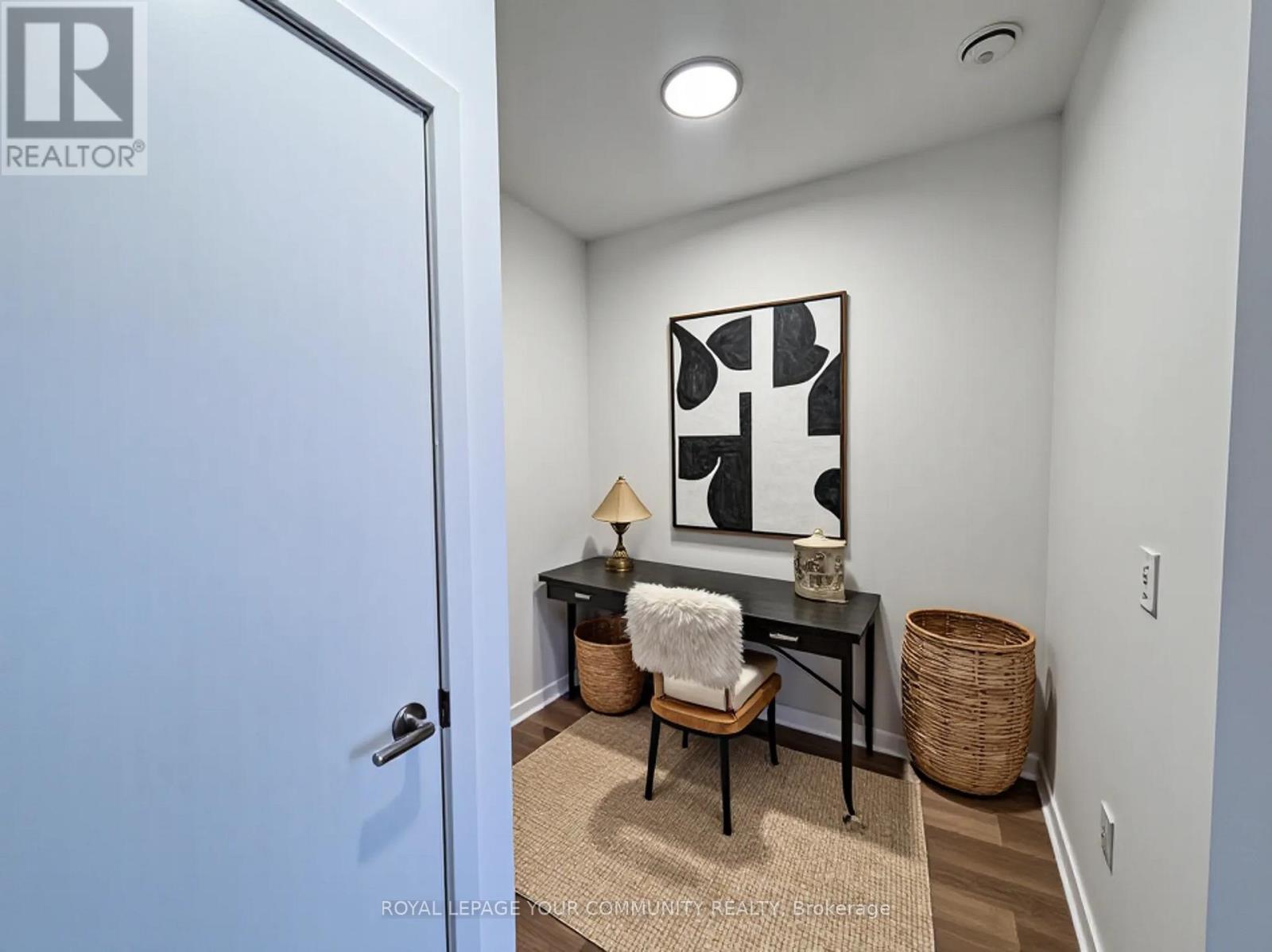 622 - 1037 The Queensway, Toronto, Ontario M8Z 0H4 - Photo 4 - W12608338