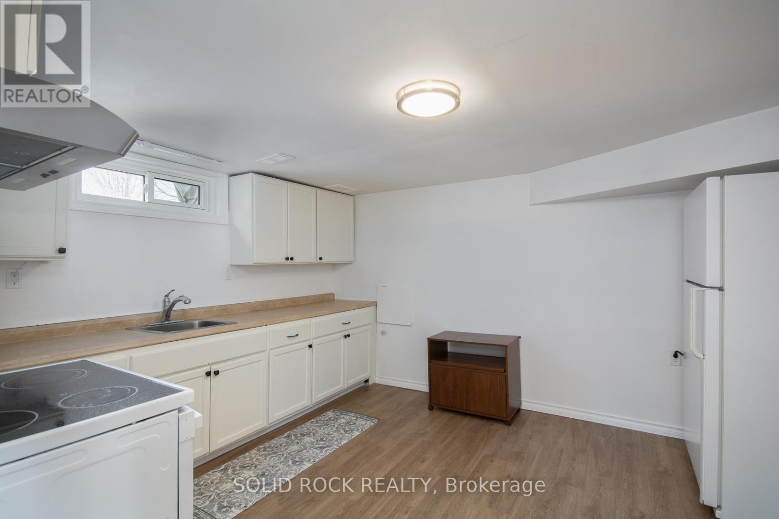 2366 Cheshire Road, Ottawa, Ontario  K2C 1G3 - Photo 18 - X12616246