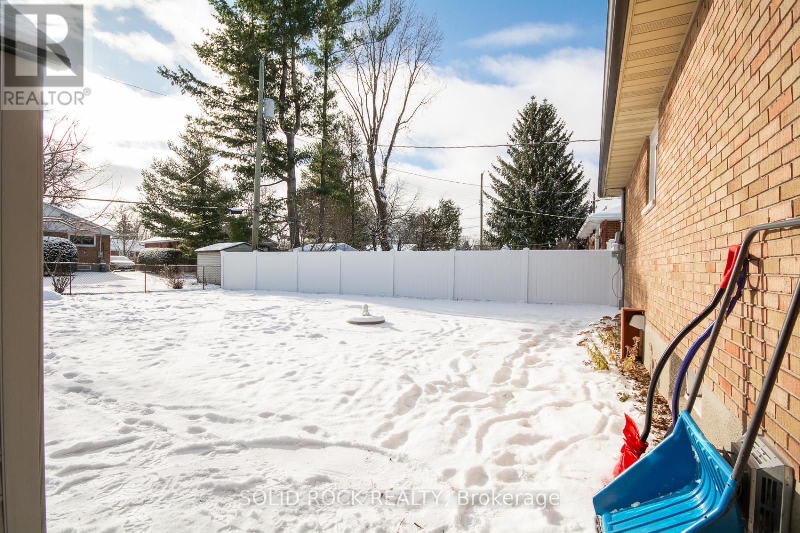 2366 Cheshire Road, Ottawa, Ontario  K2C 1G3 - Photo 23 - X12616246