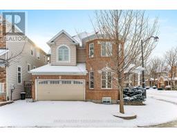 221 KOHILO CRESCENT, Ottawa, Ontario