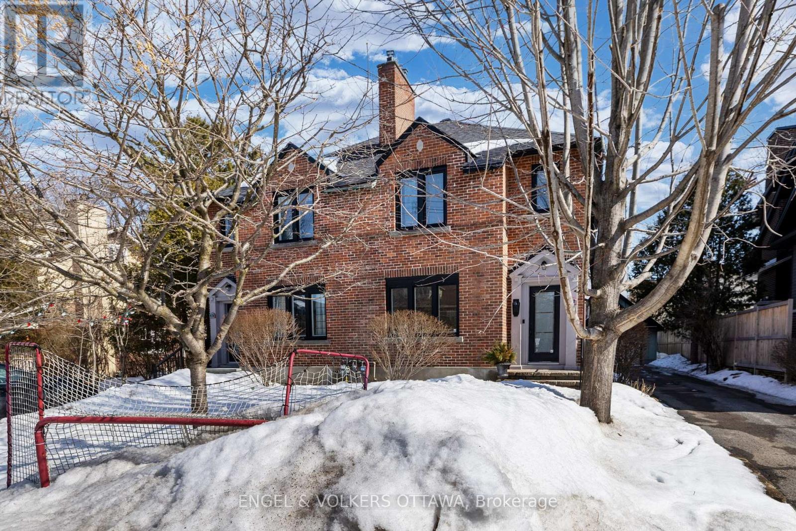 477 GOLDEN AVENUE, Ottawa, Ontario