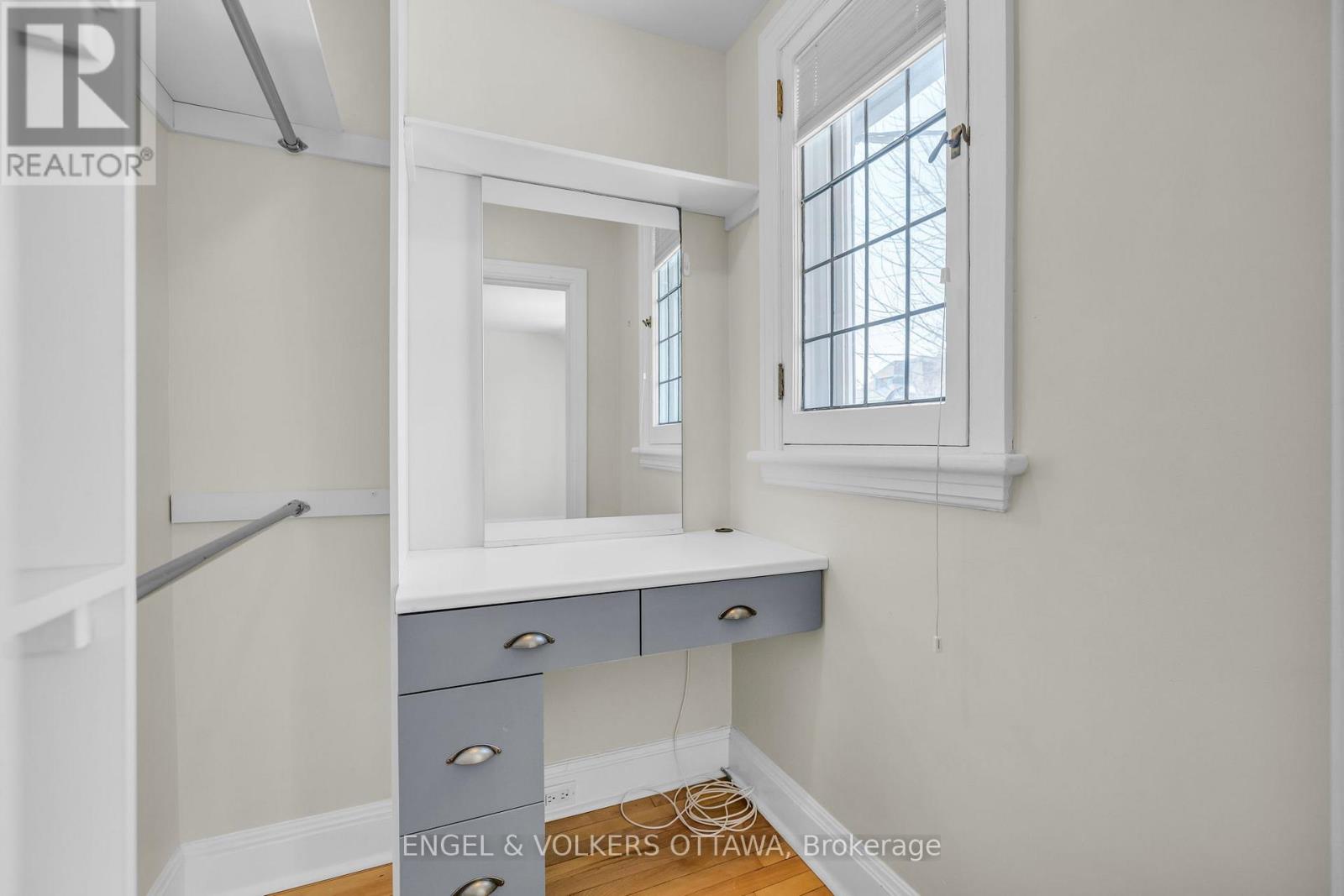 477 Golden Avenue, Ottawa, Ontario  K2A 2E4 - Photo 21 - X12616306